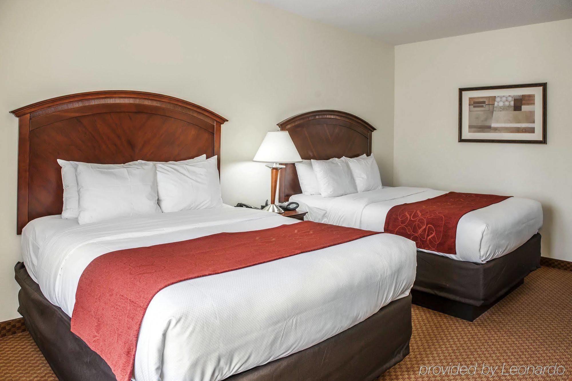Comfort Suites Near Indianapolis Airport Exterior photo